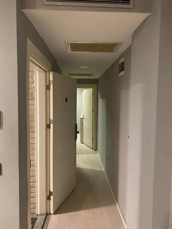 Crux Suite Istanbulská provincie 0*,